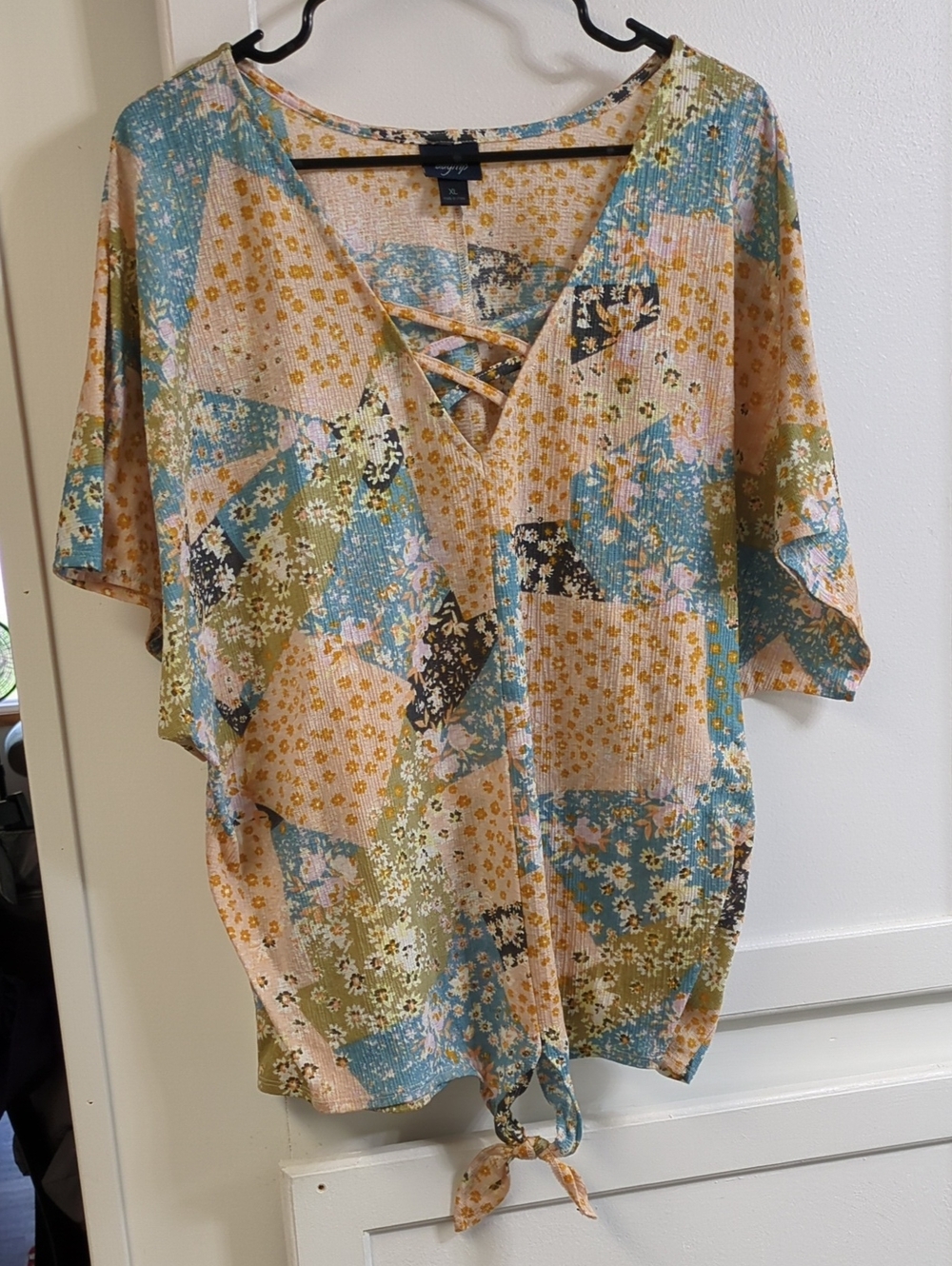Daytrip Peach, Teal & Olive Floral Patchwork Tie-Hem Blouse